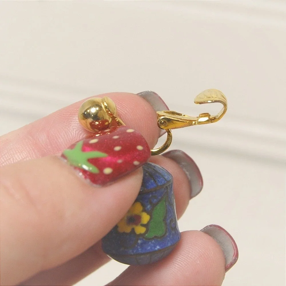 Vogue vintage jewelry